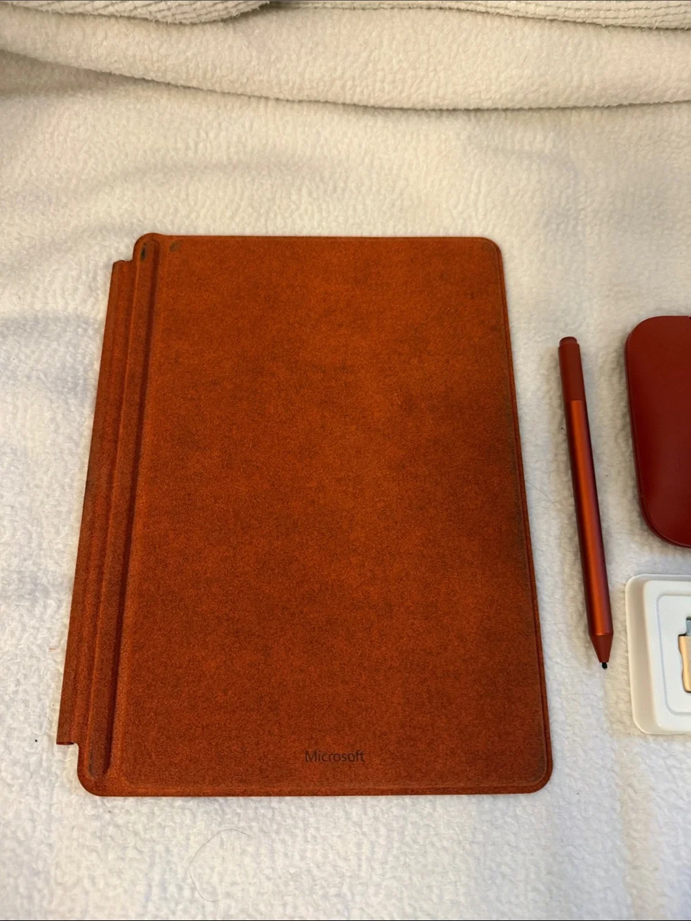 Microsoft Surface Pro Ultimate Accessory Travel Bundle - Poppy Red & Landici Cas